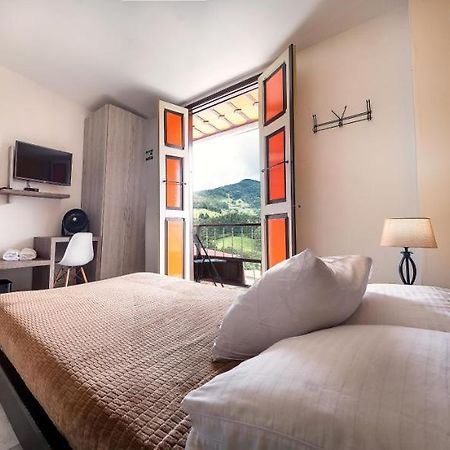 Casa Borbon Hotel Саленто Екстериор снимка