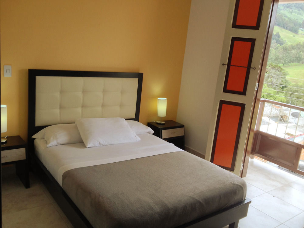 Casa Borbon Hotel Саленто Екстериор снимка