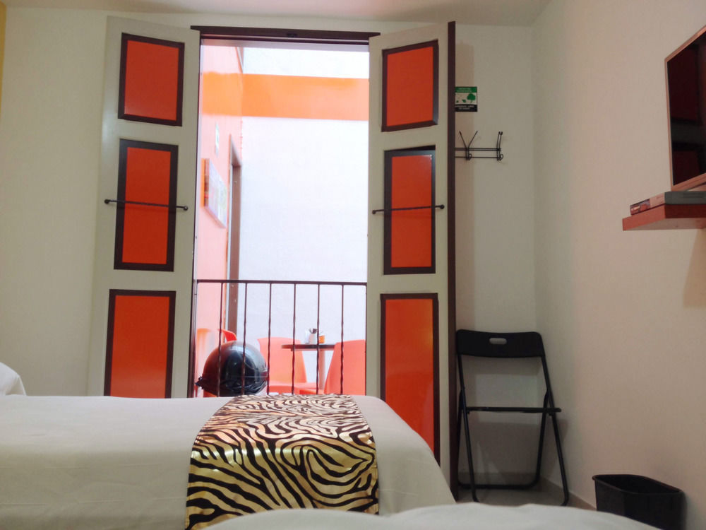 Casa Borbon Hotel Саленто Екстериор снимка