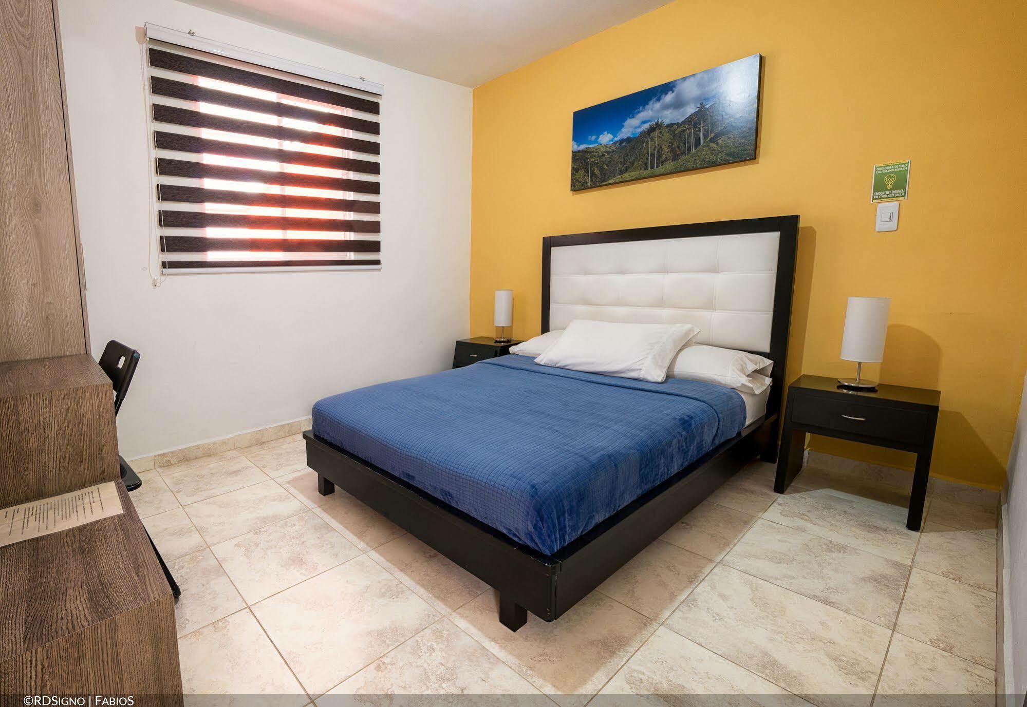 Casa Borbon Hotel Саленто Екстериор снимка