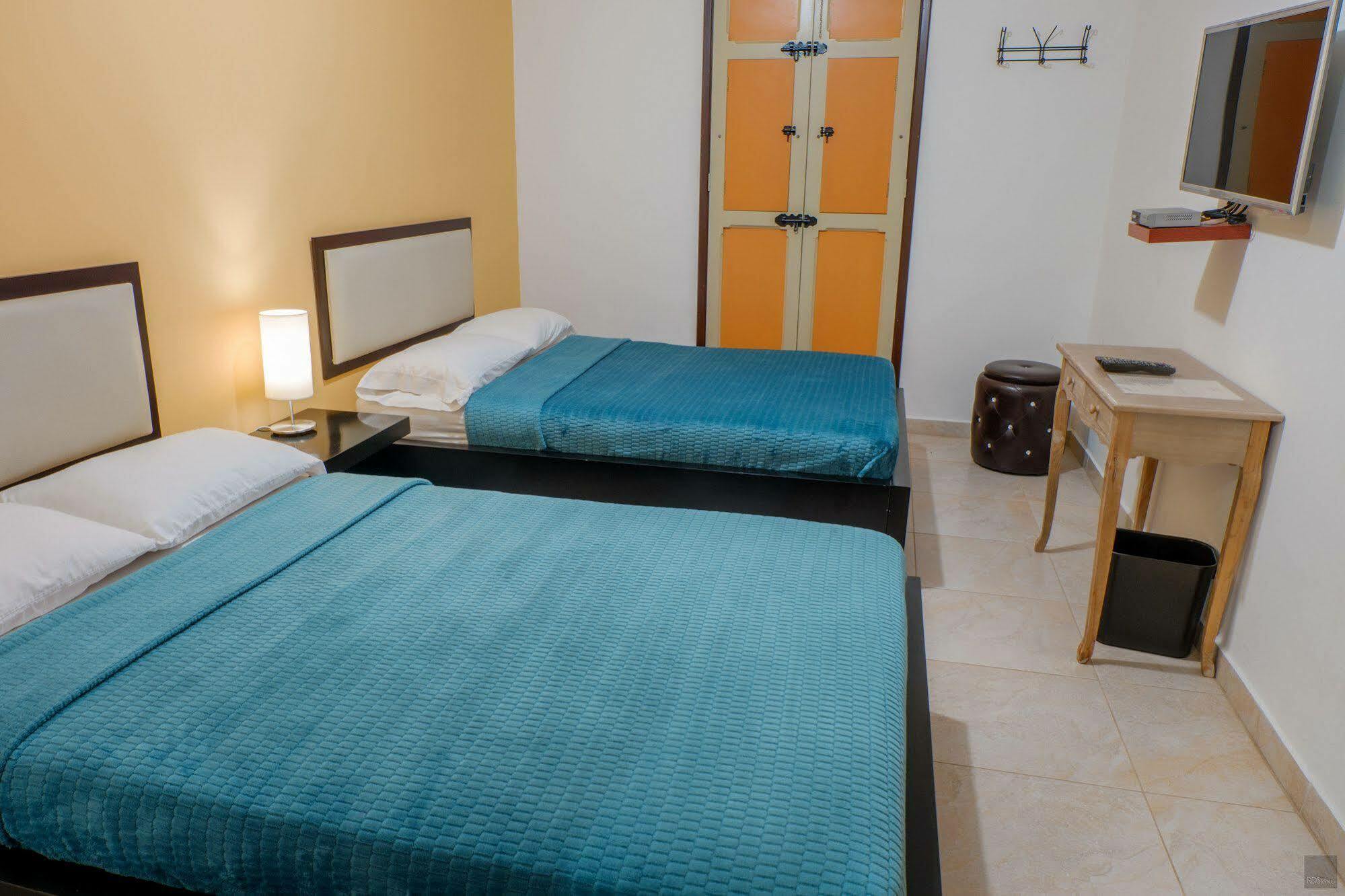 Casa Borbon Hotel Саленто Екстериор снимка